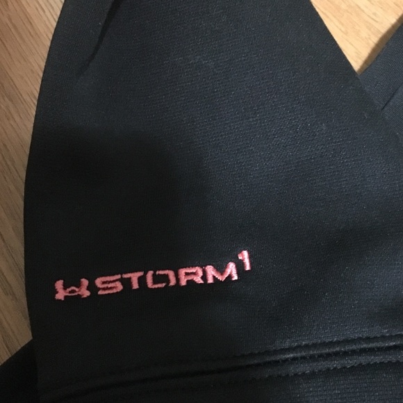 Under Armour Sweatshirt - Picture 3 of 4